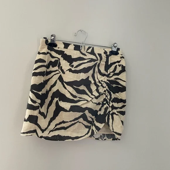 H&M skirt - Picture 2 of 7